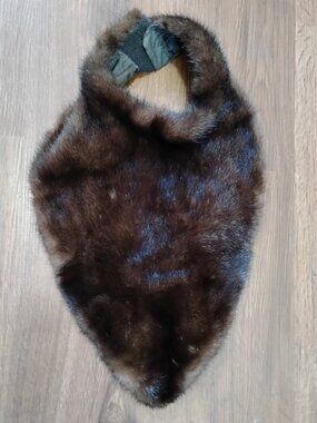 Vintage Marshall Field & Company Mink Fur Dickey Bib Collar Tie